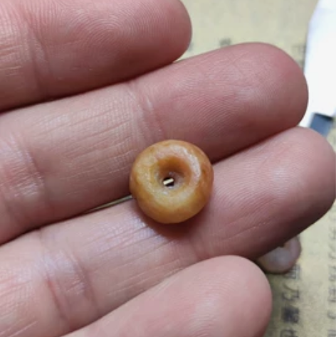 剁珠研磨孔夏家店新石器时代飞碟老珠肉色稀有...