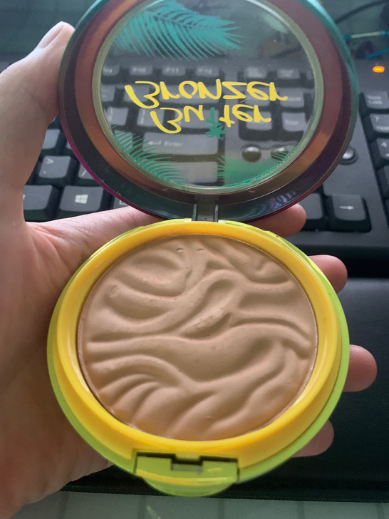 physicians formula 修容...