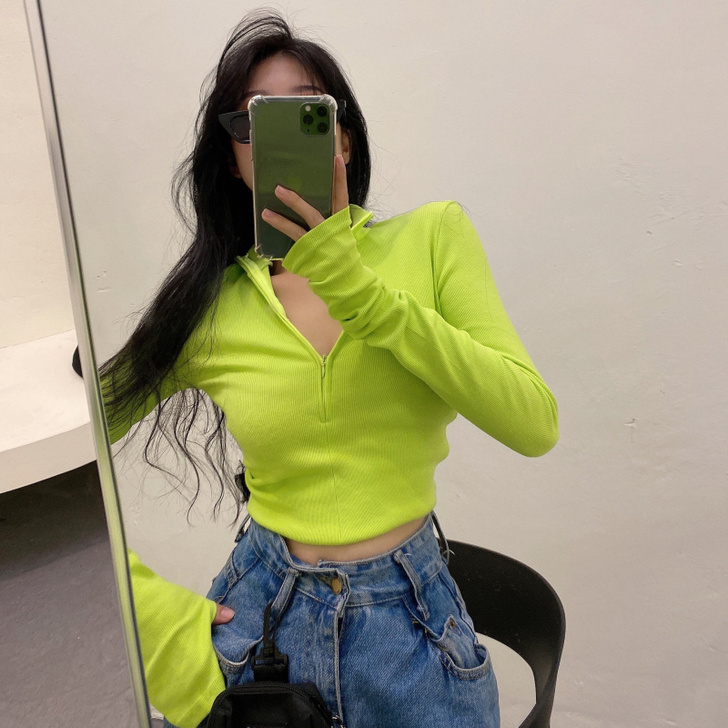 秋冬2020新款欧美风拉链基础款心机女显胸...