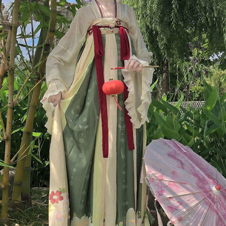 青衣初见原创【青语】汉元素齐胸襦裙套装正品...