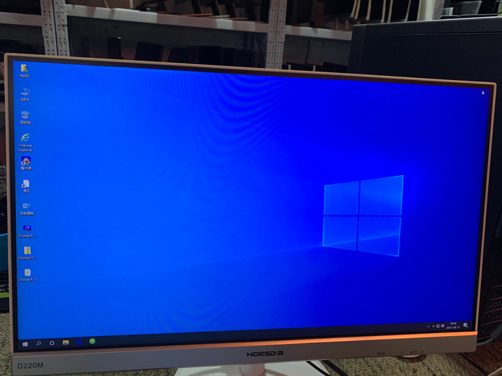 22寸显示器,IPS无边框,实物图,有15...