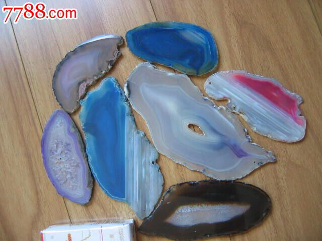 玛瑙切片。工艺品