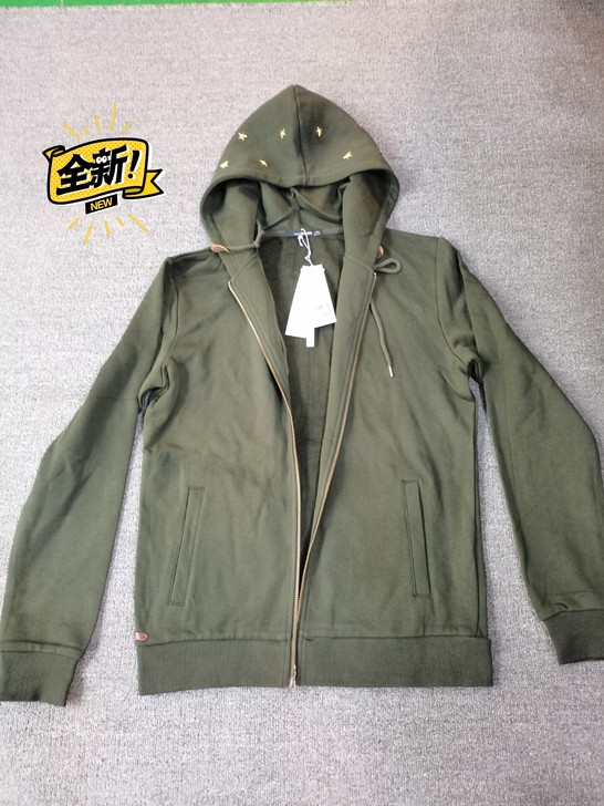 太平鸟专柜男装