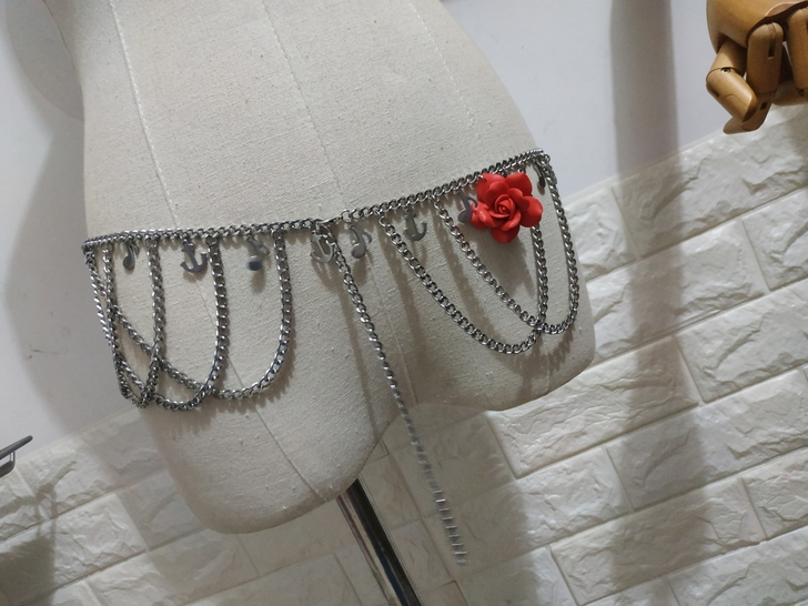 【梨落星子】原创不锈钢胯链 酷girl配饰