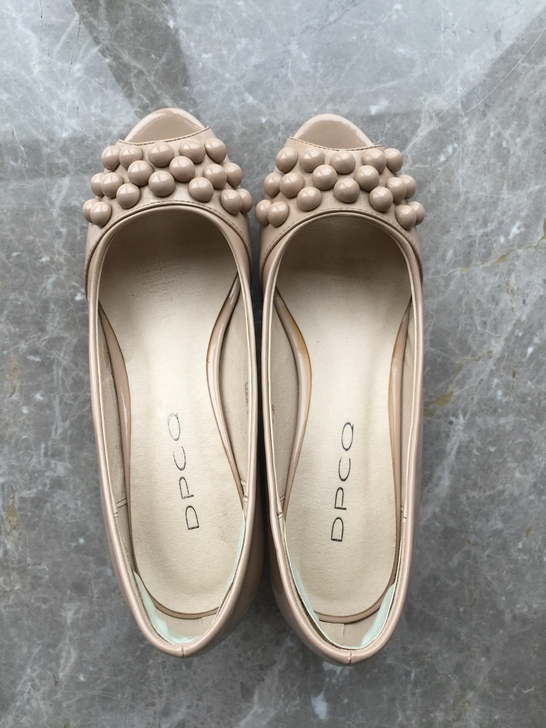 全新36码裸色坡跟鱼嘴鞋