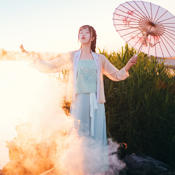 【无人亦自芳】花朝记汉服原创浅色对襟短褙子...