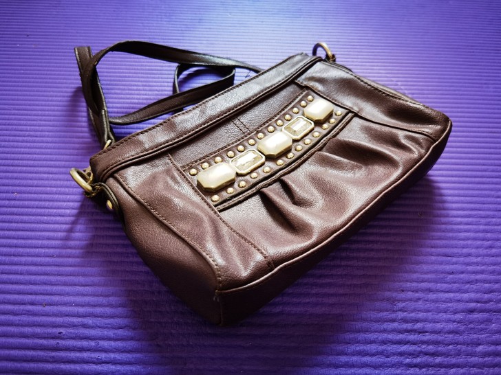 Kathy Van Zealand 紫色斜...