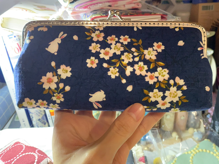 真我值花兔手工布制口金小笔袋