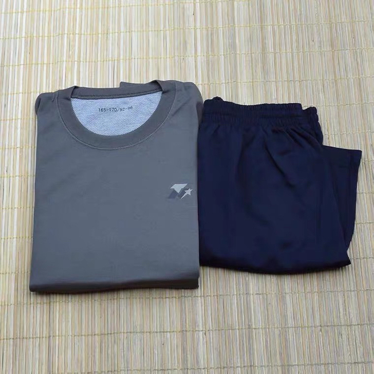 短袖体能服真的训练短袖保真假退短袖 懂行的...