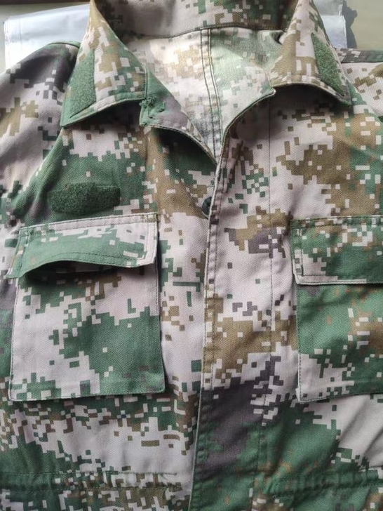 迷彩服二手工作服,七八成新。