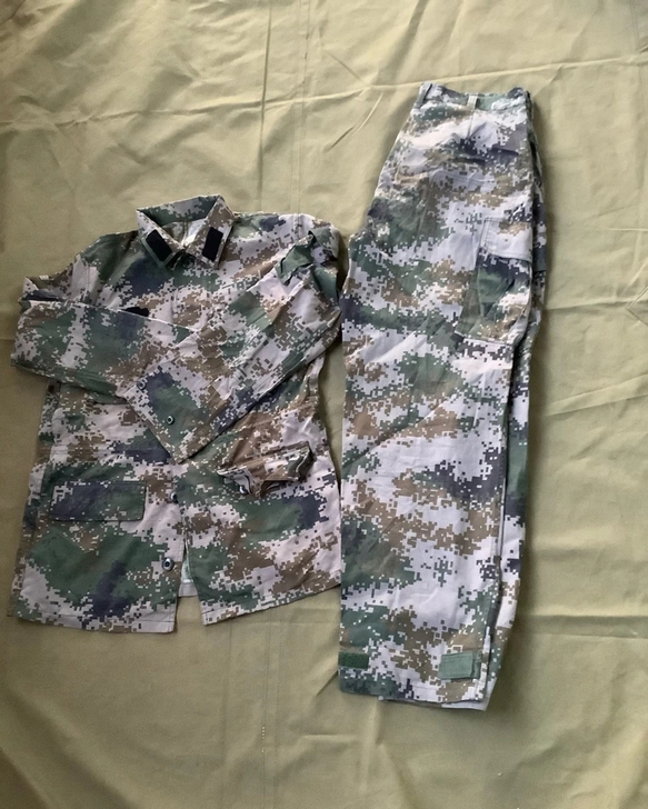 二手迷彩，夏季棉的，包邮送帽子