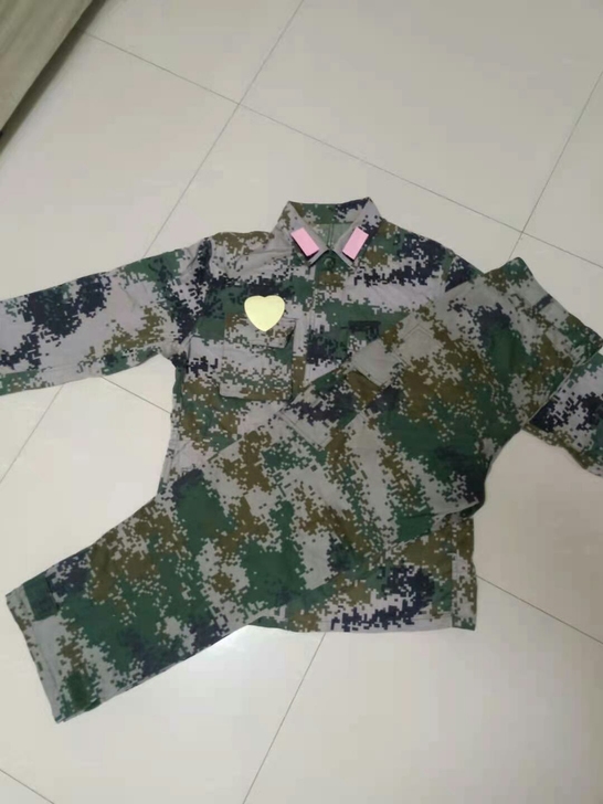 二手工作服。结实耐磨