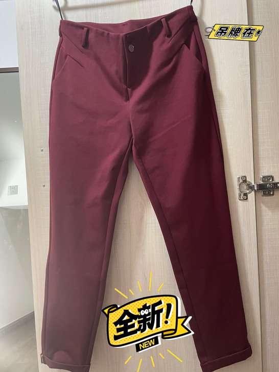 卡汶酒红铅笔裤面料光滑笔挺全新，裤型正到爆...