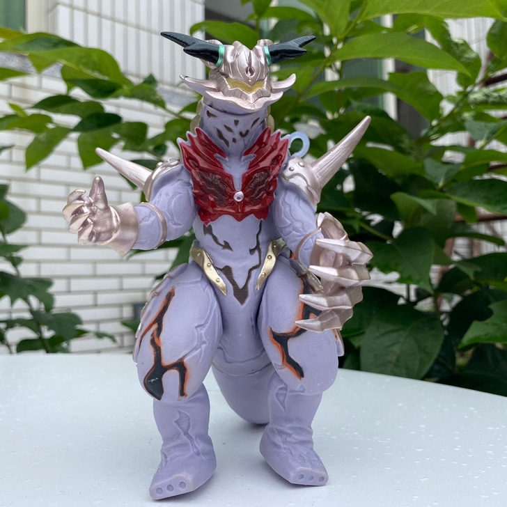 【摔不坏踩不烂】闪电杀手软胶奥特曼中大号怪...