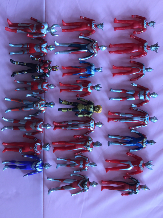 bandai万代 奥特曼和怪兽软胶可动手办...