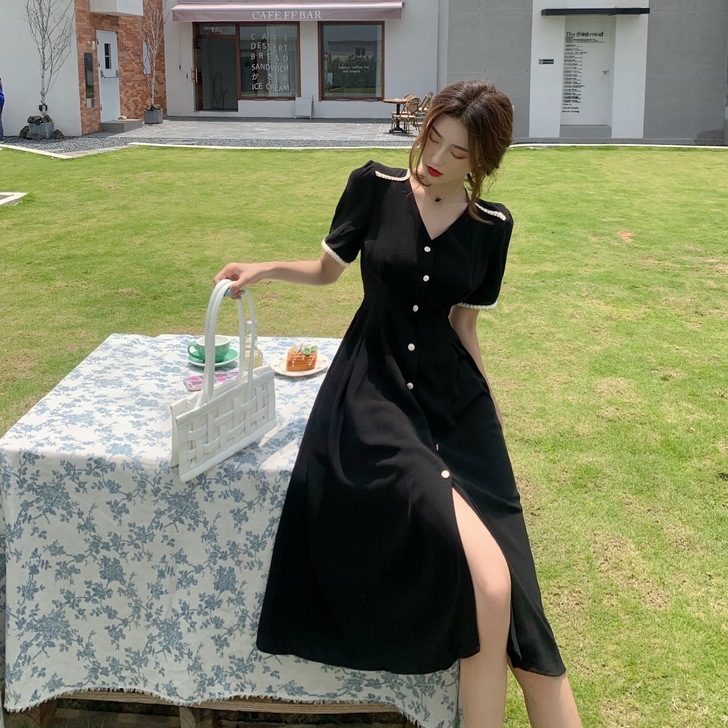 黑色显瘦连衣裙,xl,最大能穿到130斤