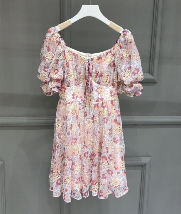 碎花连衣裙XL码,建议110-130斤