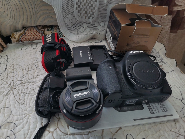 自用佳能6d，近期想换新款相机，闲置卖出，...