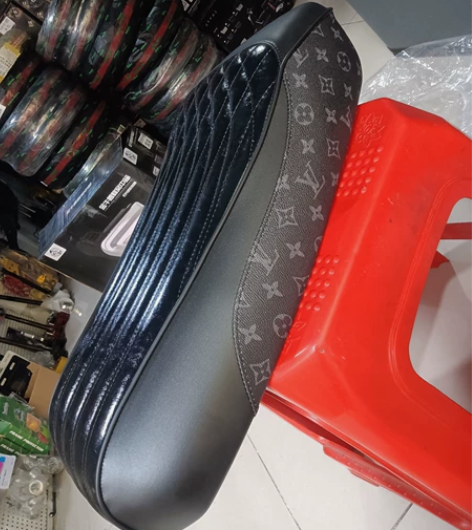 新款小牛复古一体座包 超薄款 上车超好看 ...