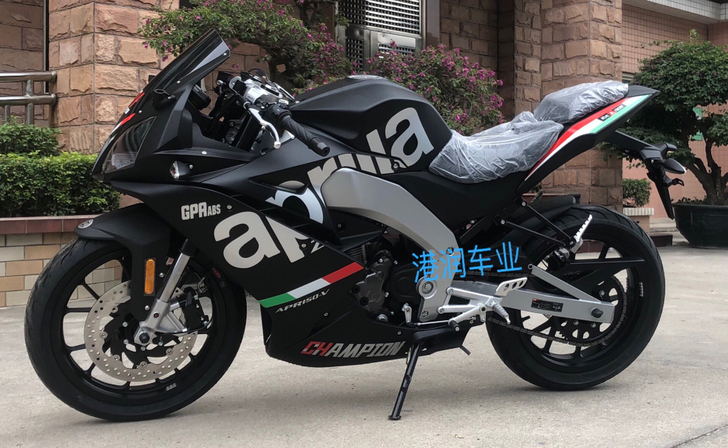 阿普利亚GPR150摩托车跑车 赛道级别机...