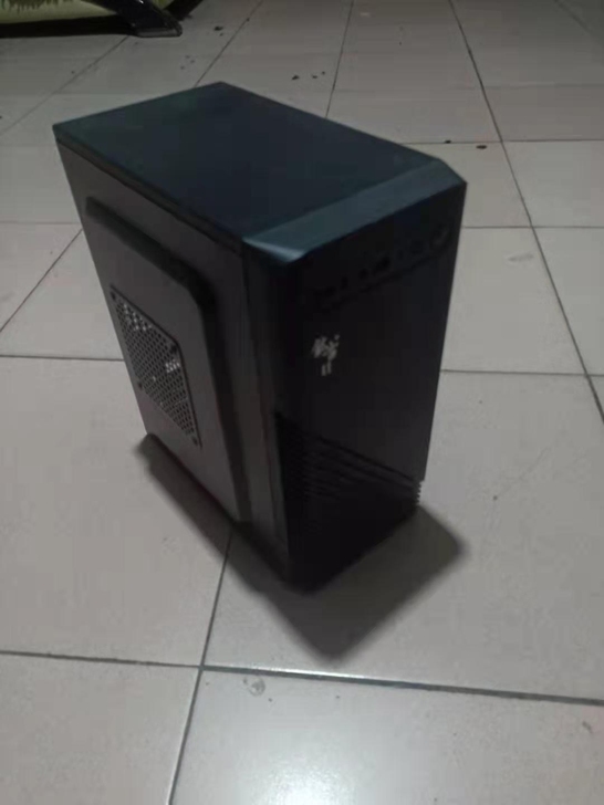 电脑主机便宜出，8g内存，a8-3850四...