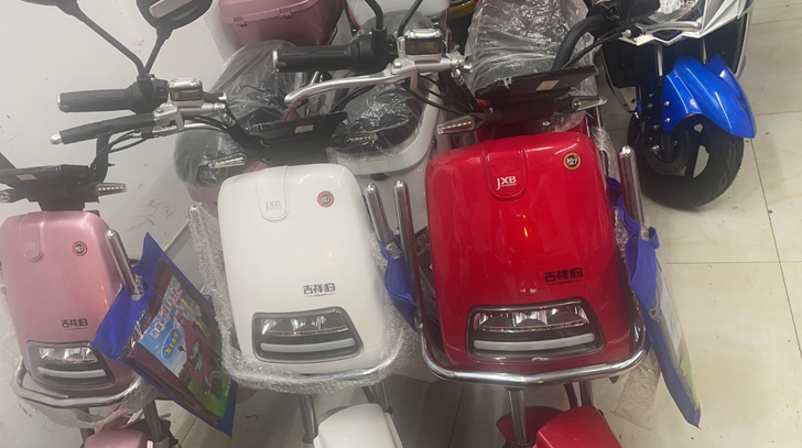 吉祥豹电动车