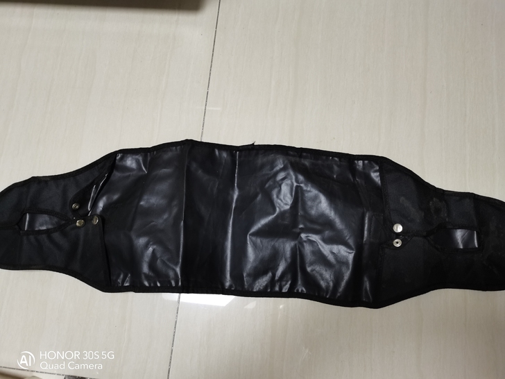 以前玩滑板的背包，现在不玩了，适用于长板