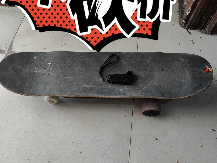 电动滑板带无线遥控
