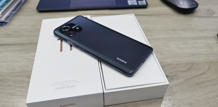 小米11  5G  8+128  全原 成...