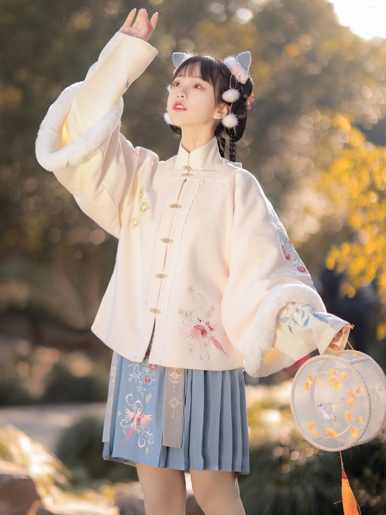 出素羽华裳汉服柿柿连年明制方领半袖披袄汉元...