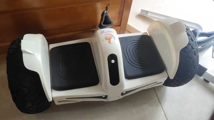 凤凰平衡车 入手1428元【手控+腿控+无...