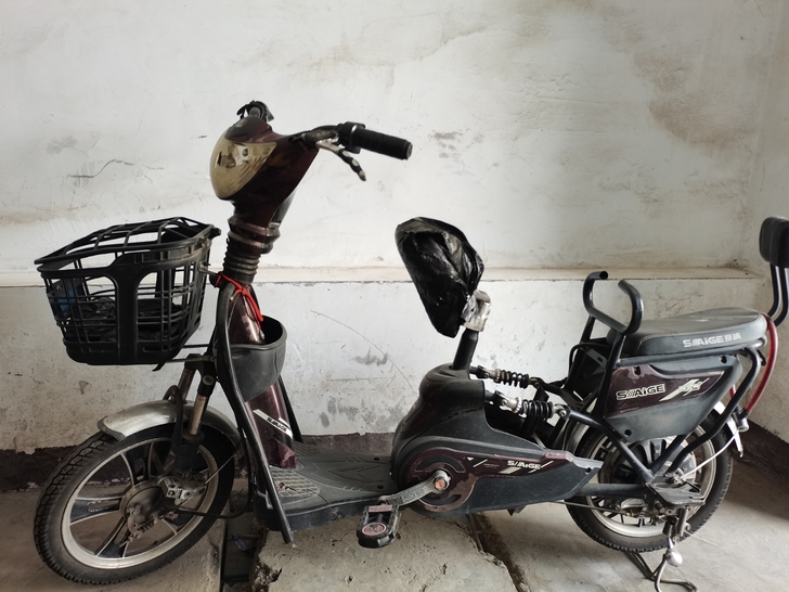 电动车便宜转让电动车带电瓶（电瓶全新的）