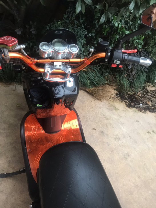 电动车。1200元有需要的可以来找我电动车...