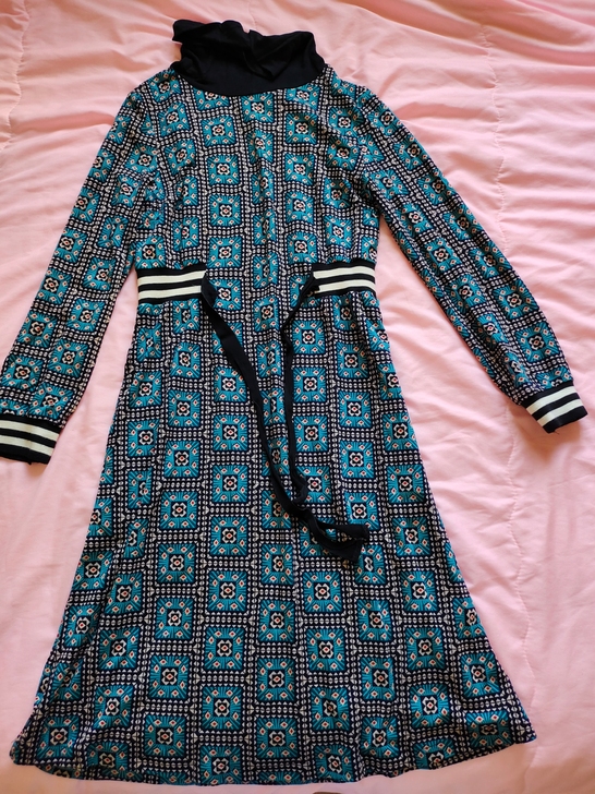 秋季连衣裙适合110斤以内的。