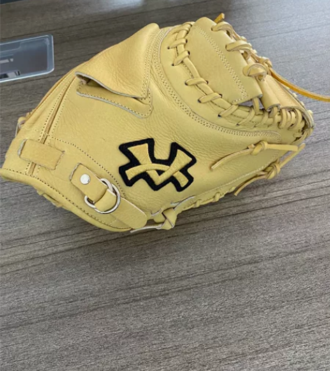 中端进口小牛皮，34尺寸，硬式棒球手套，牛...