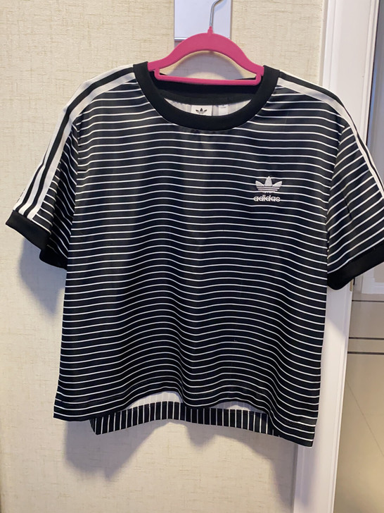 adidas 商场专卖店购入 忘记多少钱购...