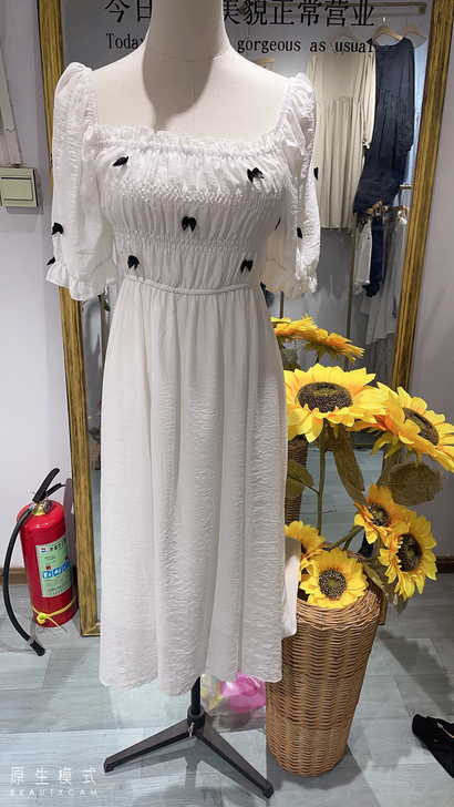 仙气飘飘的连衣裙 胖瘦都可以穿   赔钱清...