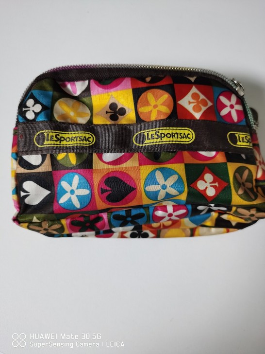 LeSportsac手拿包