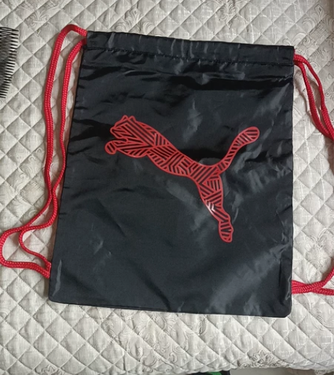 全新正品彪马术口袋，长45CM.宽35CM...