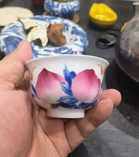 弋研堂 粉彩辛丑珍藏款 粉桃 福寿安康 杯...