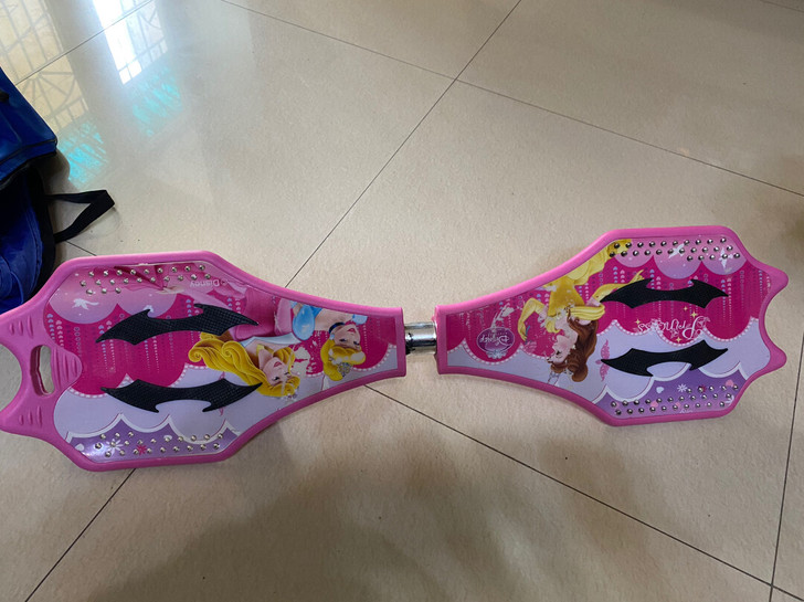 全新迪士尼儿童滑板两轮蛇板