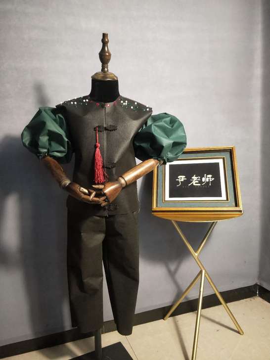 尹设计 男童国潮风环保服装亲子走秀手工纸质...