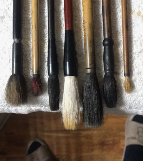 老毛笔。.........。7支老书画毛笔...