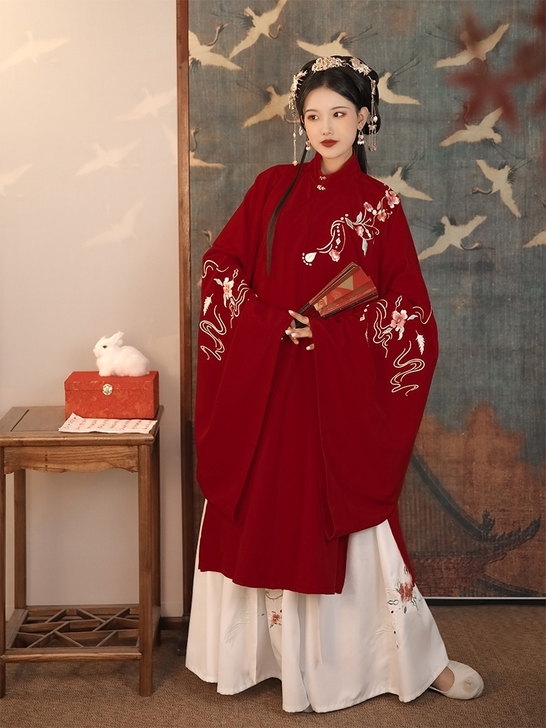 艺缕原创汉服女【牡丹记】袄裙刺绣立领褶裙日...