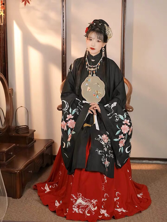 海棠 墨子研原创正品汉服女长袄明制 红色马...