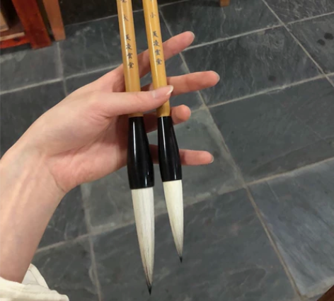 仓库遗留（仿宋羊毫） 材质：加兼羊毫，老花...