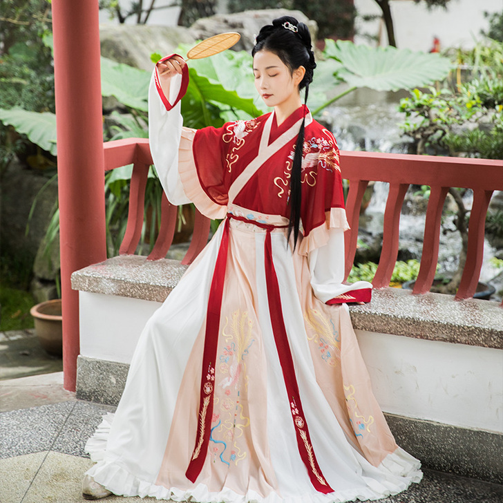 可小刀  凤于牡丹 墨子研汉服女晋制交领半...