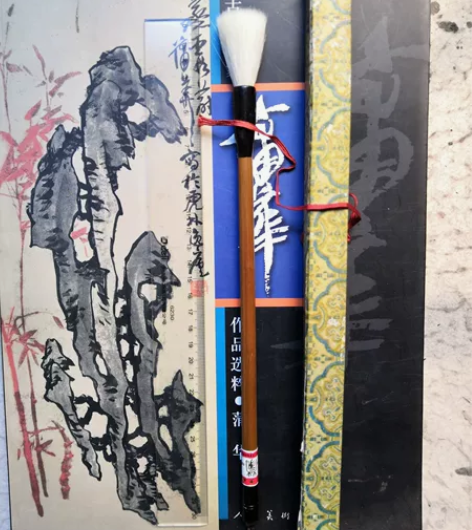 桃源湖笔，本地八十年代名牌产品，老盒子品相...