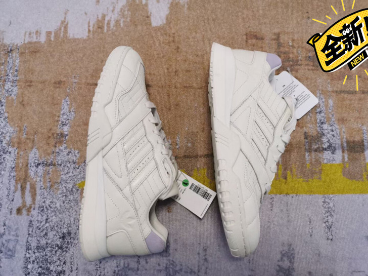 阿迪达斯三叶草休闲鞋Adidas/阿迪达斯...