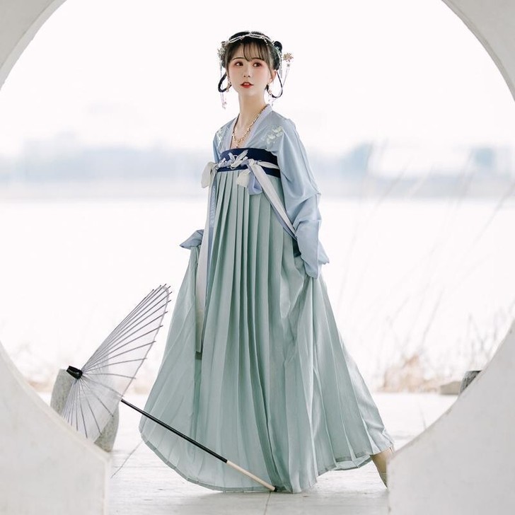 【流烟昔冷-临安】传统汉服女装银杏飞鹤刺绣...